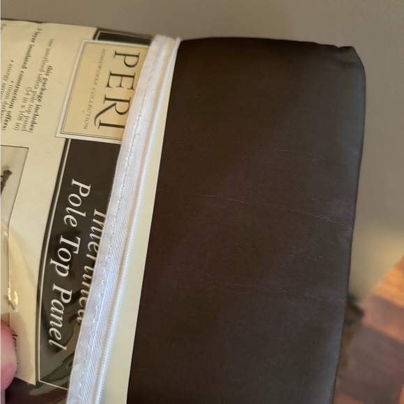 Argentina Interlined Taffeta Pole Panel 54”x108” 2 Panels - Picture 6 of 6